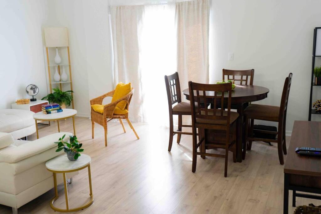 Newly Renovated Condo 5 Min From Airport Miami Exterior photo